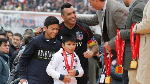 Paredes junto a sus hijos