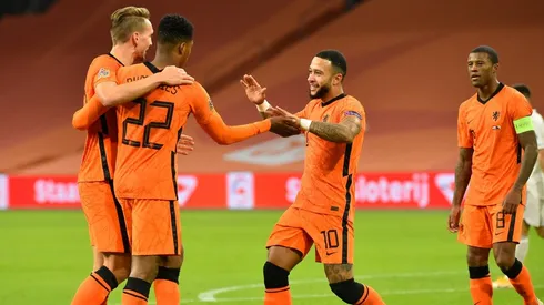 Holanda tiene una espina clavada al no jugar el Mundial anterior, en este, no perdonan.