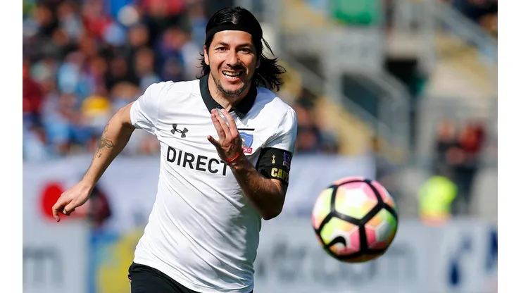 Jaime Valdés en sus años de gloria en Colo Colo. ¿Se le dará "el último baile"?