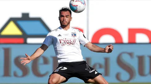 Gabriel Suazo no pudo dominar a Gonzalo Tapia y quedó en deuda en la final de la Supercopa entre Colo Colo y Universidad Católica