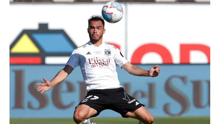 Gabriel Suazo no pudo dominar a Gonzalo Tapia y quedó en deuda en la final de la Supercopa entre Colo Colo y Universidad Católica