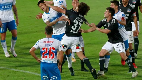 Falcón no aguantó y repartió combos ante la UC