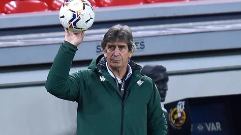 La prensa española alucina con la campaña de Manuel Pellegrini