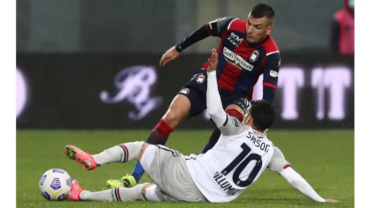 Bologna logró una importante victoria en la Serie A ante Crotone.