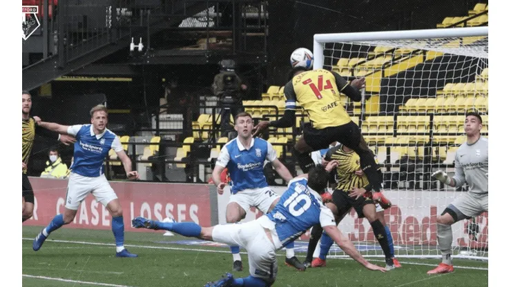 Sierralta jugó todo el partido