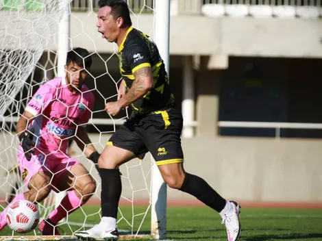 Paredes empieza en llamas y marca su primer gol con Coquimbo