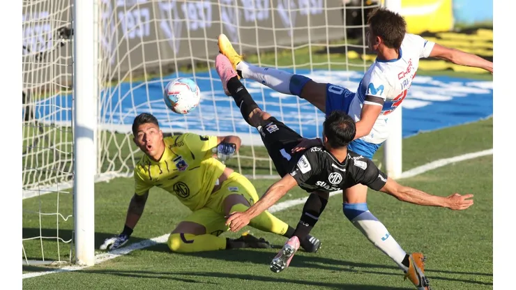 Colo Colo y Universidad Católica darán el vamos a la temporada 2021 del fútbol chileno poniendo al día la Supercopa 2020.