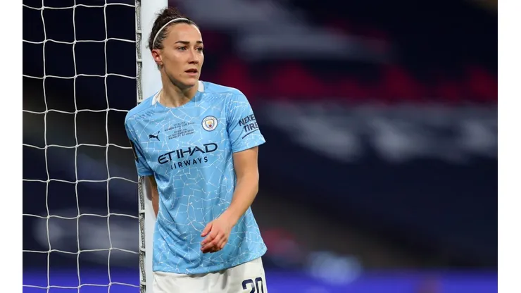 Lucy Bronze fue elegida la mejor jugadora del mundo en 2020 por la FIFA