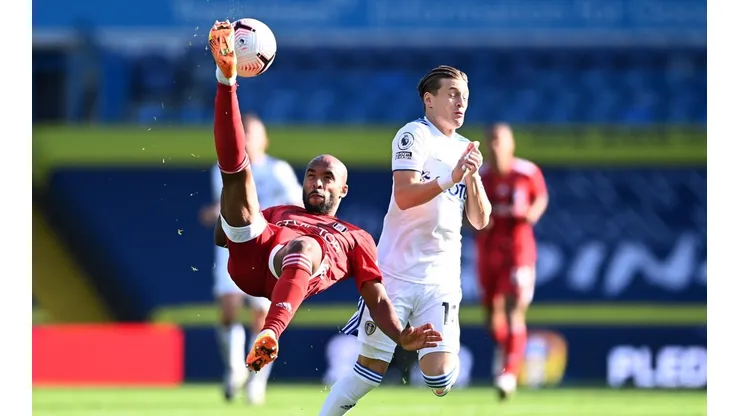Leeds enfrenta al Fulham, con ambos equipos necesitando los puntos.