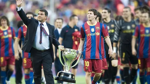 Laporta y un contrato vitalicio para convencer a Messi que se quede en el Barcelona.