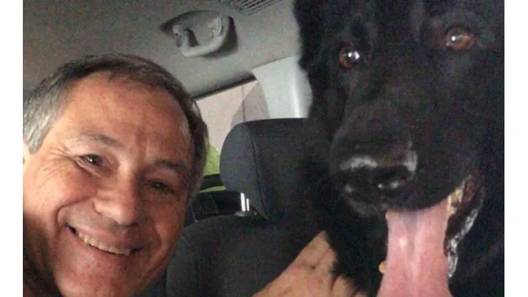 Muere el perrito de Ariel Holan