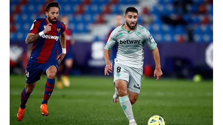 Con la ilusión intacta: El Betis recibe al Levante con la misión de seguir sumando puntos y asegurar un cupo en competencias europeas.