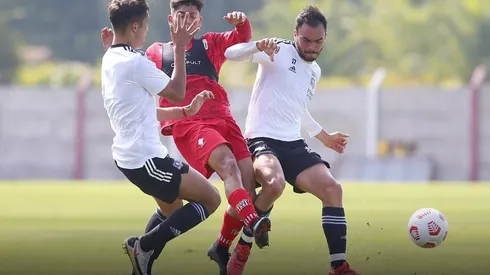 Colo Colo sumó un empate en su primer enfrentamiento amistoso de la jornada con Curicó Unido