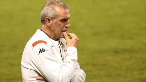 La Unión Española de Jorge Pellicer fue arrasada por Independiente del Valle en la Copa Libertadores.