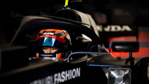 El rookie japonés de tan solo 20 años, hará su debut en la F1 este año.
