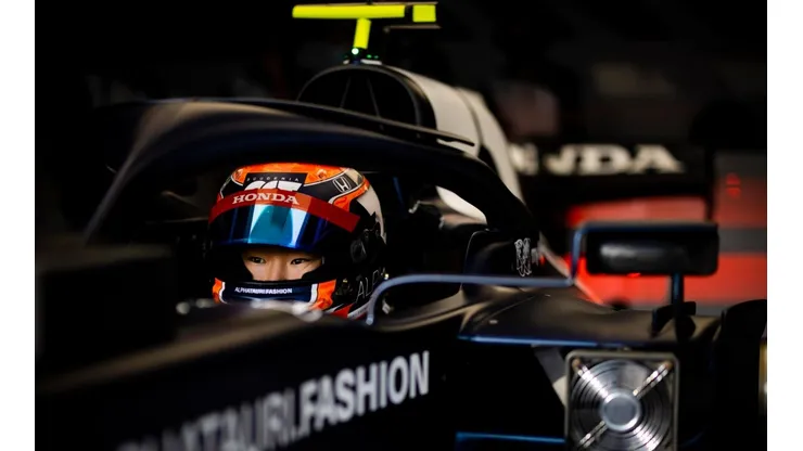 El rookie japonés de tan solo 20 años, hará su debut en la F1 este año.