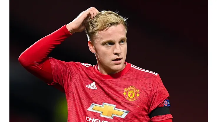 Van de Beek quiere salir del United