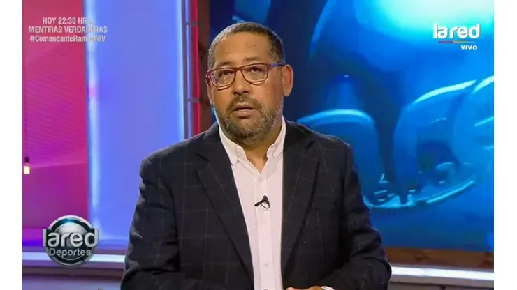 Víctor Gómez volvió con la pierna arriba a la televisión abierta. El periodista abordó la relación entre los representantes de jugadores y los clubes chilenos