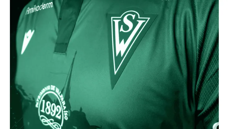 La nueva camiseta de Santiago Wanderers se podrá adquirir limpia de auspicios por un tiempo limitado.