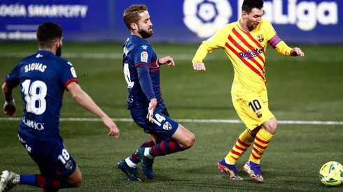 Con un triunfo en el Camp Nou, los catalanes le estarían pisando los talones al Atlético Madrid.
