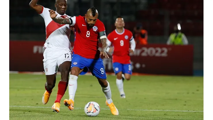 Arturo Vidal es el goleador de Chile en las presentes eliminatorias con cuatro anotaciones y está en lo alto de Sudamérica junto a Luis Suárez y Ángel Romero