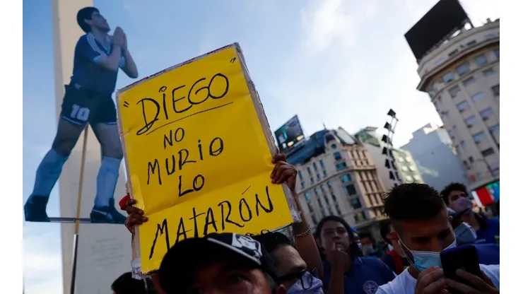 Multitudinaria marcha por Diego Maradona en Buenos Aires