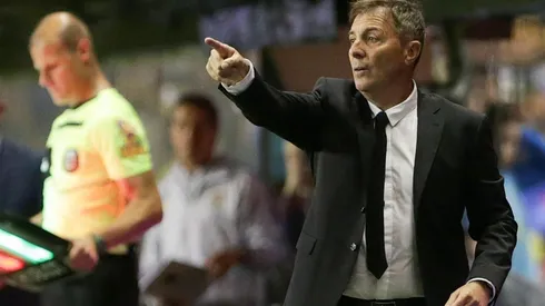 Frank Kudelka ha sido despedido de Newells Old Boys por su pésima campaña