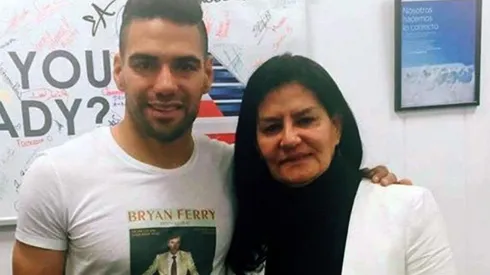 Radamel Falcao y su mamá, Carmenza Zárate.