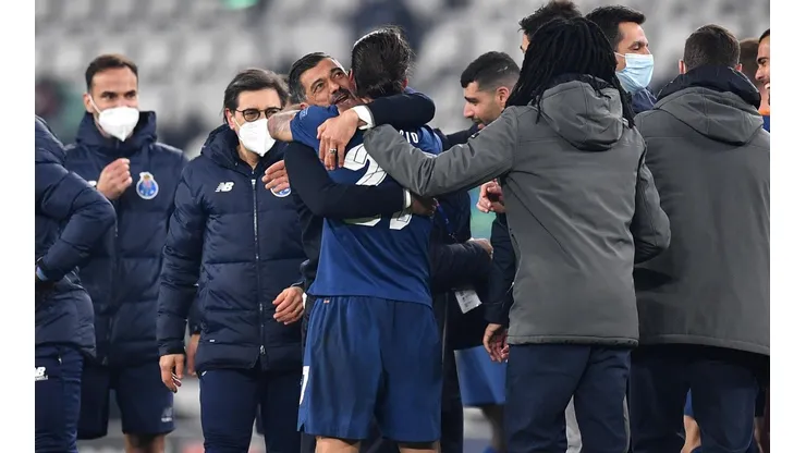 Sergio Conceicao celebró la clasificación de Porto ante Juventus.