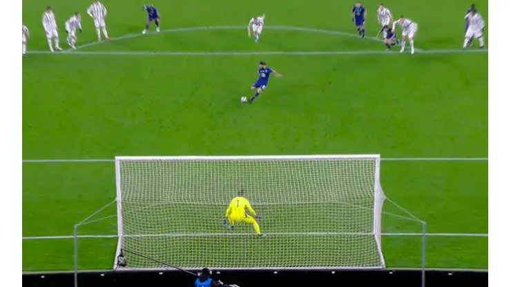 Porto complica a la Juventus desde el punto penal