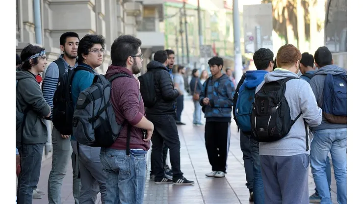 La beca viene por añadidura de una serie de beneficios.