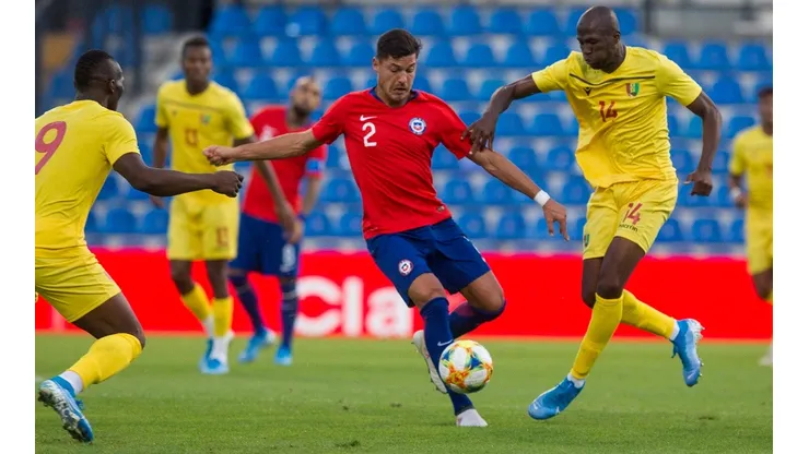 La selección chilena puede regresar a Europa a disputar una serie de amistosos. La última oportunidad fue ante Guinea en Alicante, en octubre de 2019