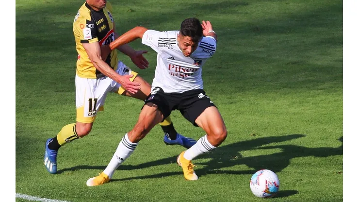 Jeyson Rojas ha sido la gran aparición del Fútbol Joven de Colo Colo en los últimos años