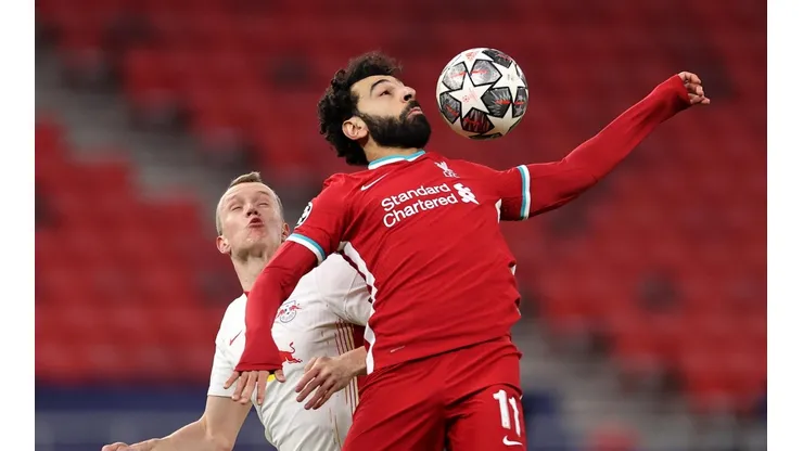 Mohamed Salah abrió la cuenta para Liverpool ante RB Leipzig.