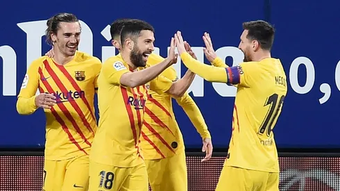 Barcelona se favoreció del empate en el derbi de Madrid