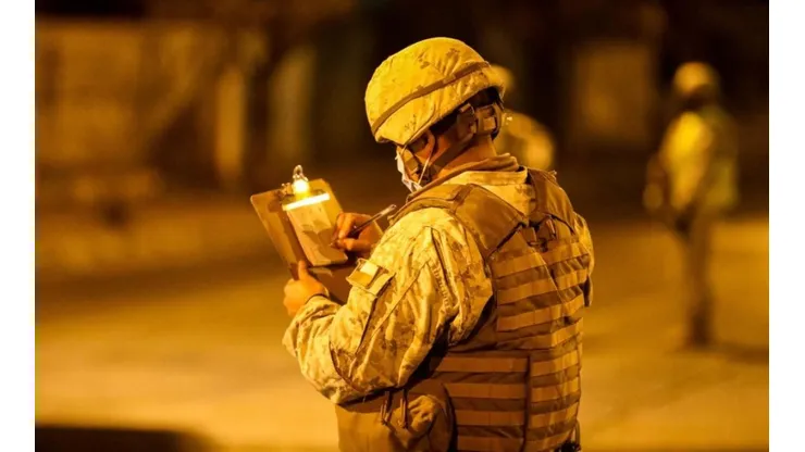 El toque de queda será hasta las 05:00 horas del día siguiente.