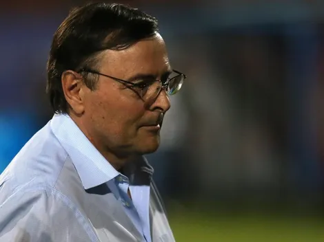 Segovia dice que a la U la salvaron del descenso