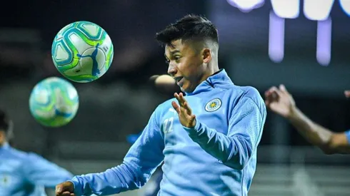 Gran actuación del volante chileno