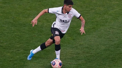 Araos volvió a jugar en Brasil