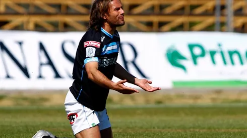 José Luis Villanueva lamenta robo de su celular y el dinero que sacaron con sus aplicaciones