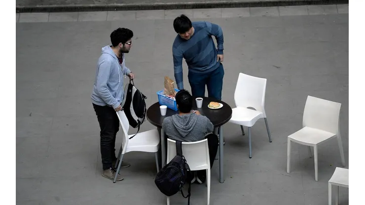 Alumnos con gratuidad automáticamente tienen la tarjeta junaeb