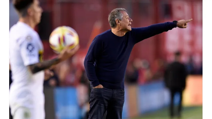 El ex entrenador de la UC no pudo ante el Tricolor de Hernán Crespo.