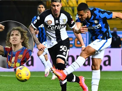 ¡No lo olvida! Puyol festeja el doblete de Alexis con el Inter