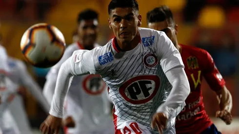 El lateral es titular indiscutido en el equipo cementero.