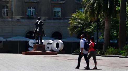 Santiago retrocede a Transición