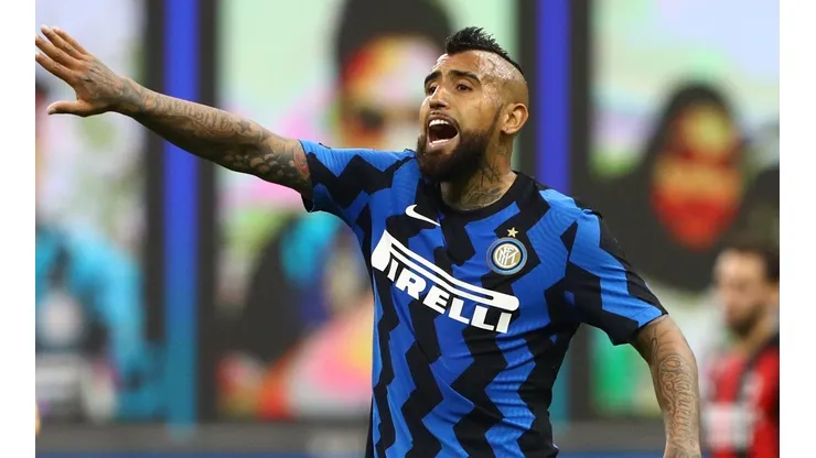Desde Italia, Vidal dejó clara su molestia con la ANFP