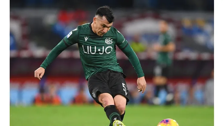 Medel es convocado en Italia
