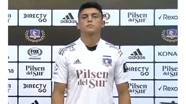 Fritz ya posa con la camiseta de Colo Colo