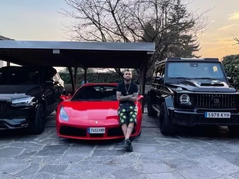 Vidal se luce con lujosa colección de autos último modelo