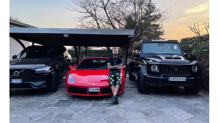 El King sacó aplausos con sus bestiales máquinas, Ferrari, Volvo y Brabus.